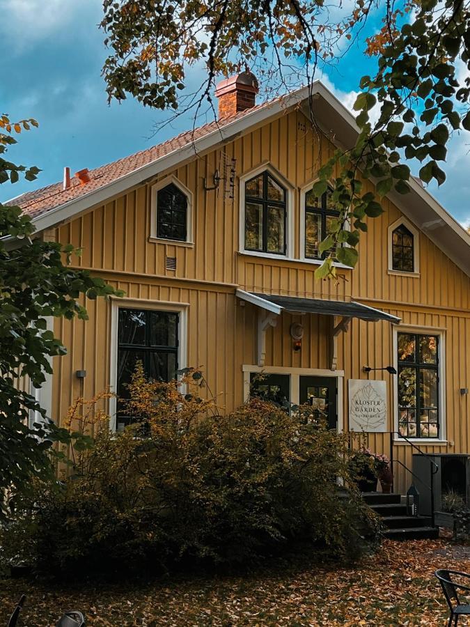 Klostergardens Vandrarhem Varnhem Zewnętrze zdjęcie