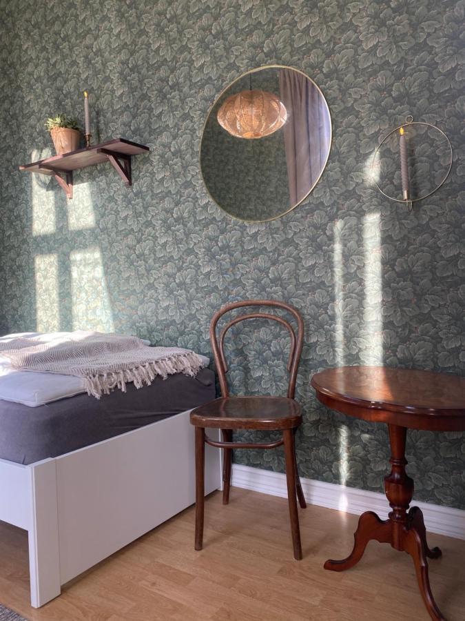 Klostergardens Vandrarhem Varnhem Zewnętrze zdjęcie